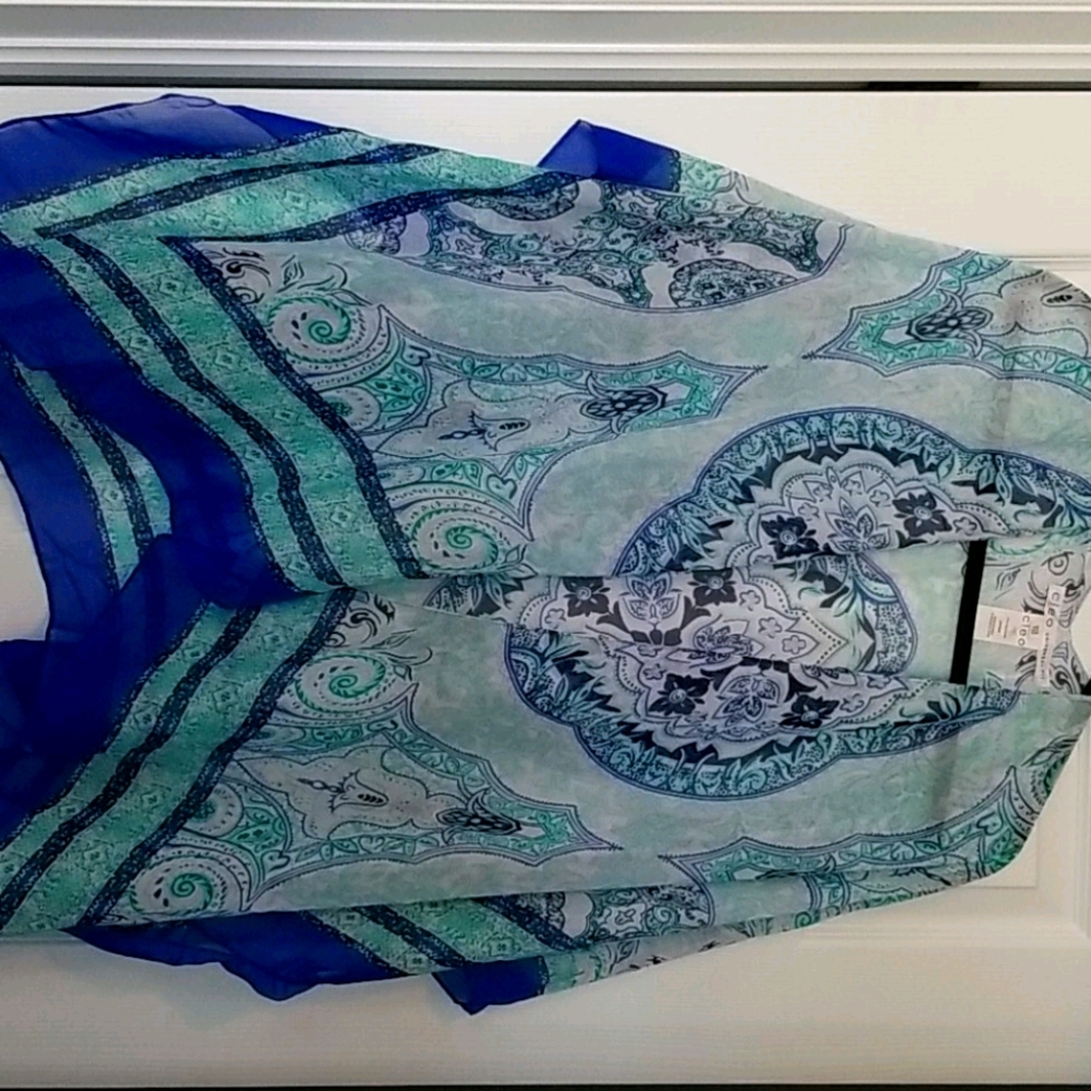 Floral kimono / sheer shawl OS